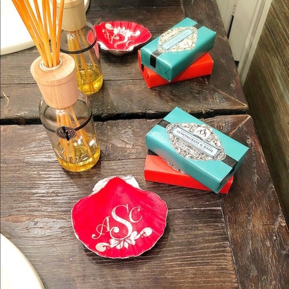 Personalized Clam Shell Trinket Dish For You or As A Gift, Unique Gift Idea! - Picture 3 of 7